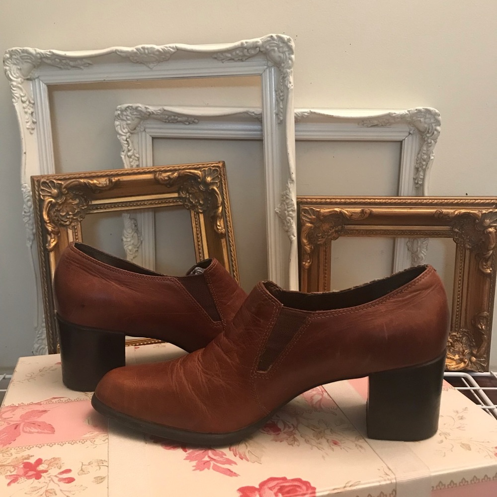 Long  boots naturalizer
